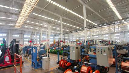 泰安 以計(jì)算機(jī)軟硬件為基，數(shù)字引擎驅(qū)動(dòng)制造升級，“黑燈工廠”點(diǎn)亮智造未來